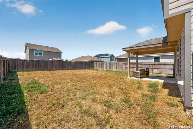 2536 Hiddenbrooke Trace Seguin, TX 78155