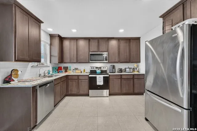 2536 Hiddenbrooke Trace Seguin, TX 78155