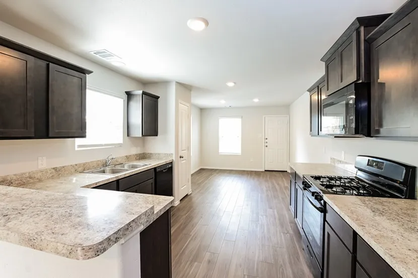 518 Thompson Place Everman, TX 76140