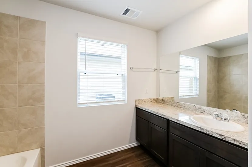 518 Thompson Place Everman, TX 76140