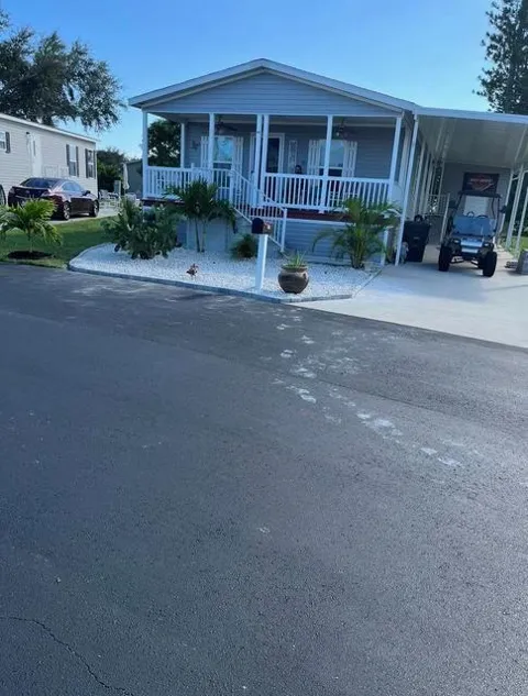 88 Sandhill Boulevard