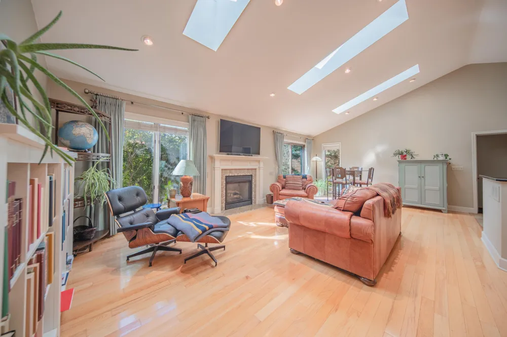 1335 Silo Ridge Drive Ann Arbor, MI 48108