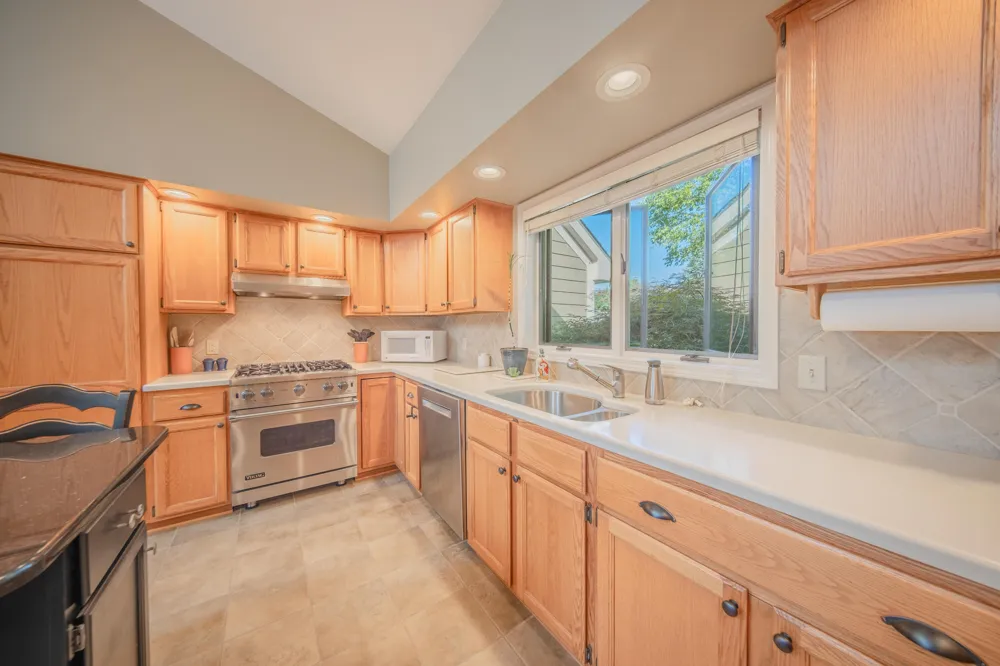 1335 Silo Ridge Drive Ann Arbor, MI 48108