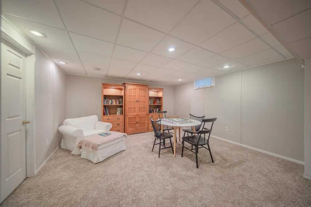 1335 Silo Ridge Drive Ann Arbor, MI 48108