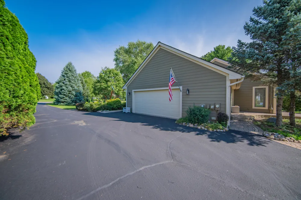 1335 Silo Ridge Drive Ann Arbor, MI 48108