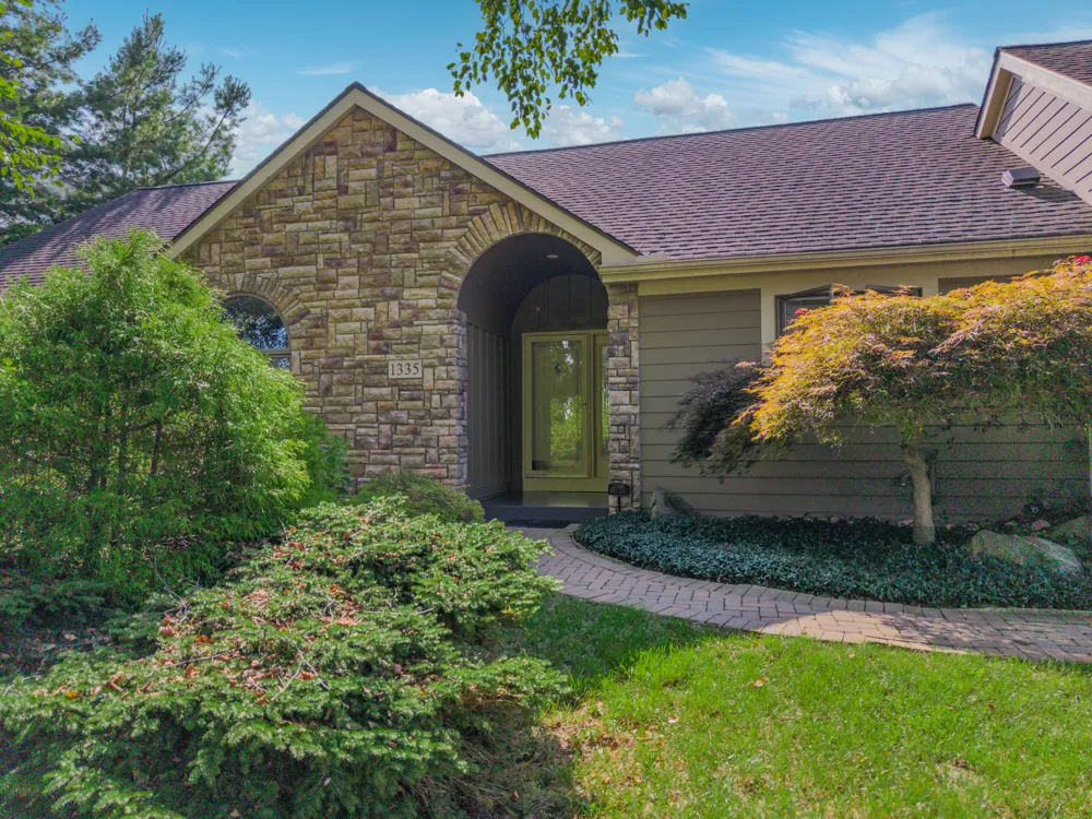 1335 Silo Ridge Drive Ann Arbor, MI 48108