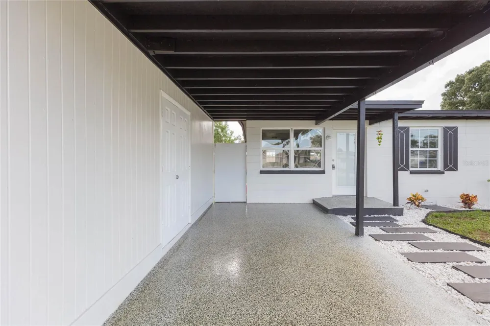 5016 S 86TH STREET Tampa, FL 33619