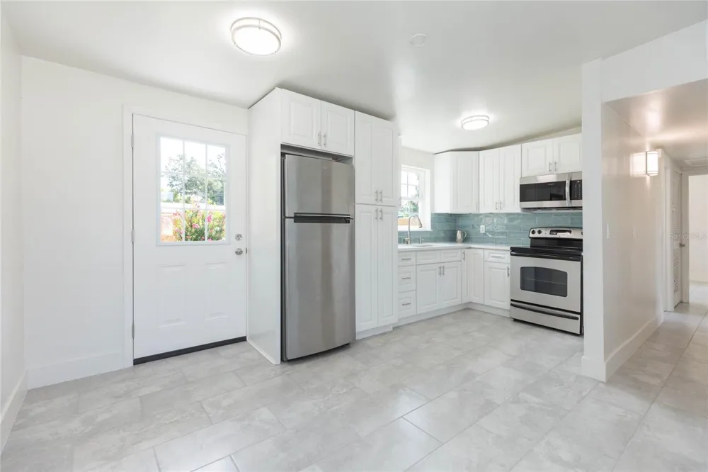 5016 S 86TH STREET Tampa, FL 33619