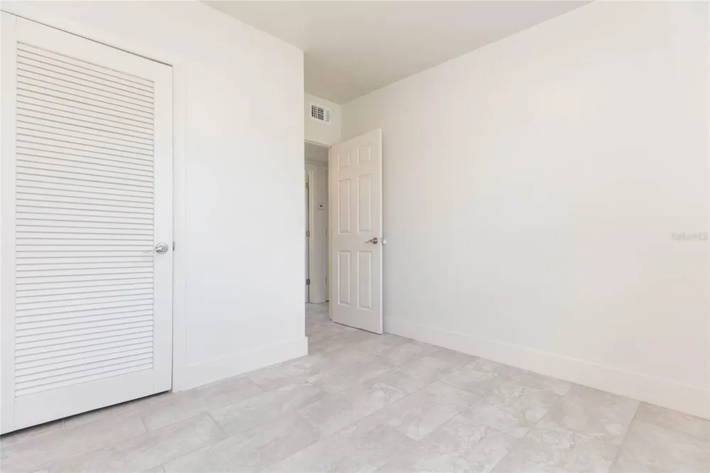 5016 S 86TH STREET Tampa, FL 33619