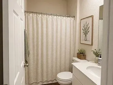 6811 Ashcat Converse, TX 78109