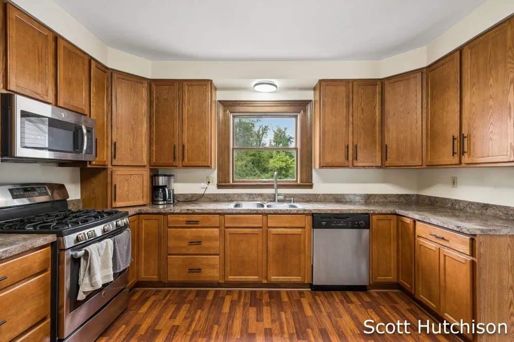 7265 W Carson City Road Eureka Township, MI 48838