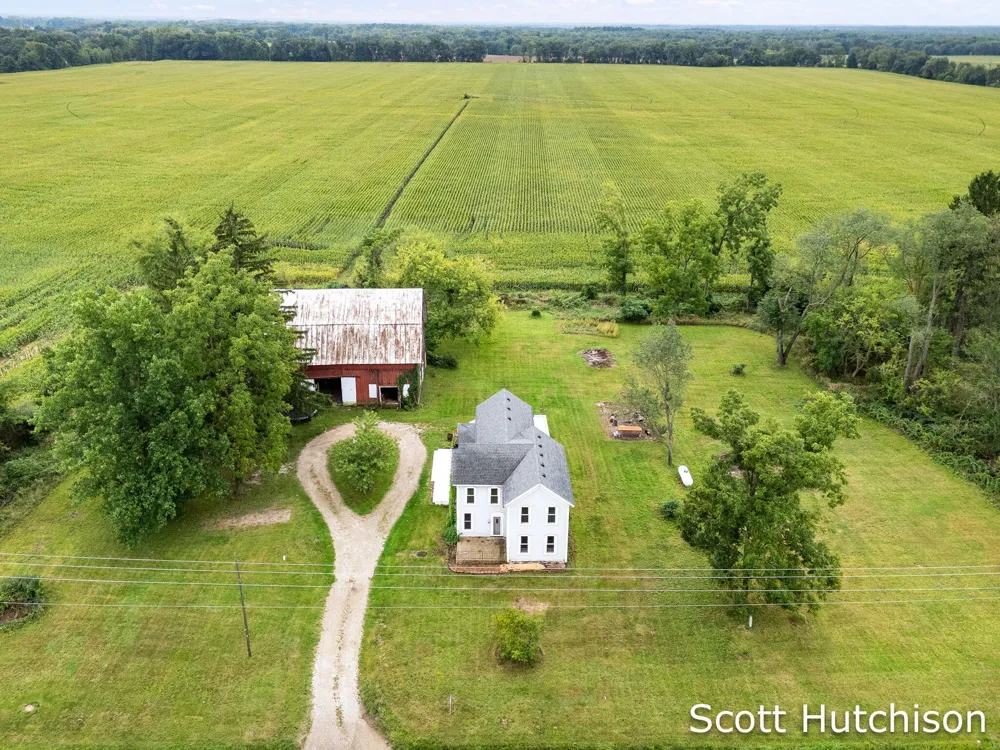 7265 W Carson City Road Eureka Township, MI 48838
