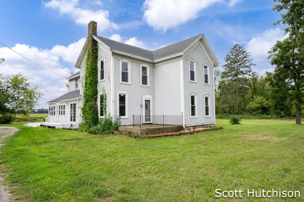 7265 W Carson City Road Eureka Township, MI 48838