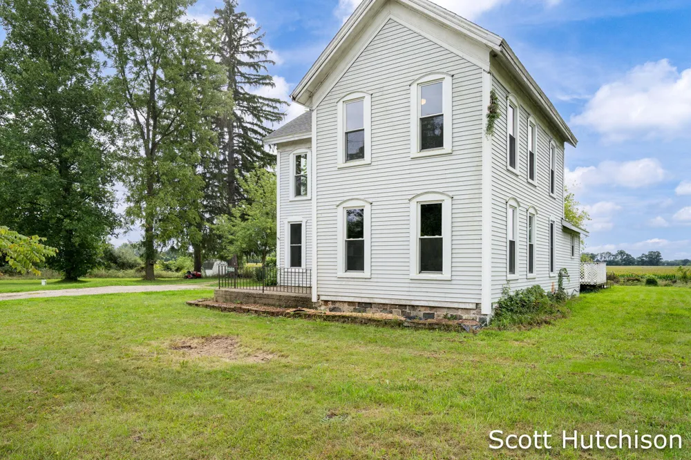 7265 W Carson City Road Eureka Township, MI 48838