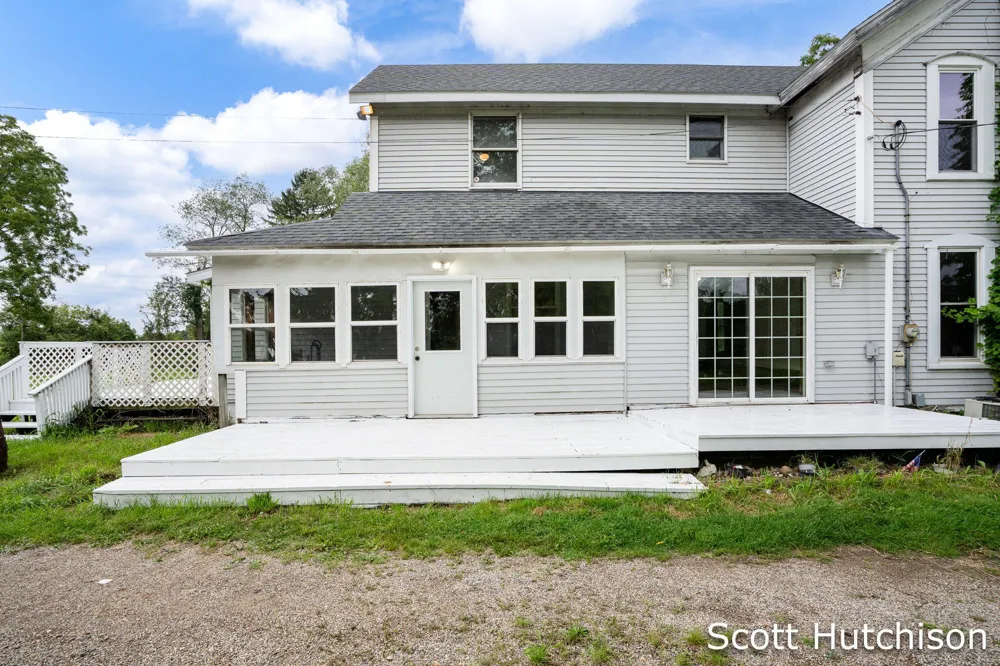 7265 W Carson City Road Eureka Township, MI 48838