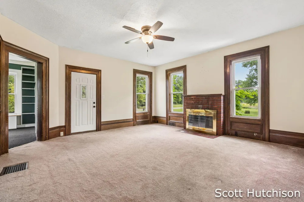 7265 W Carson City Road Eureka Township, MI 48838