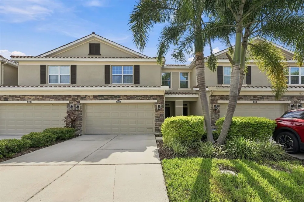 5237 5TH WAY St Petersburg, FL 33703