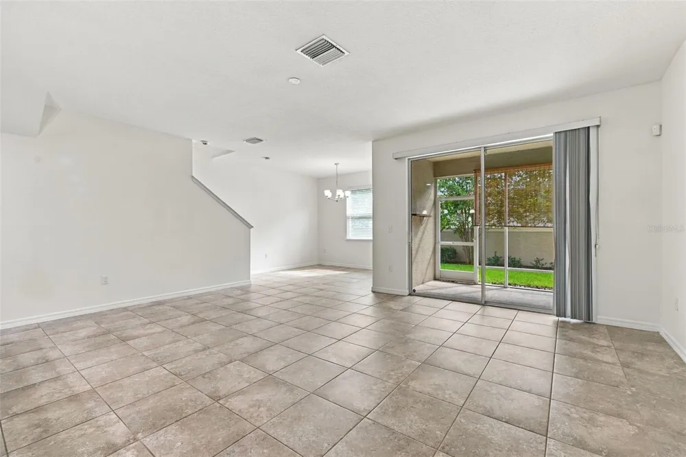 5237 5TH WAY St Petersburg, FL 33703