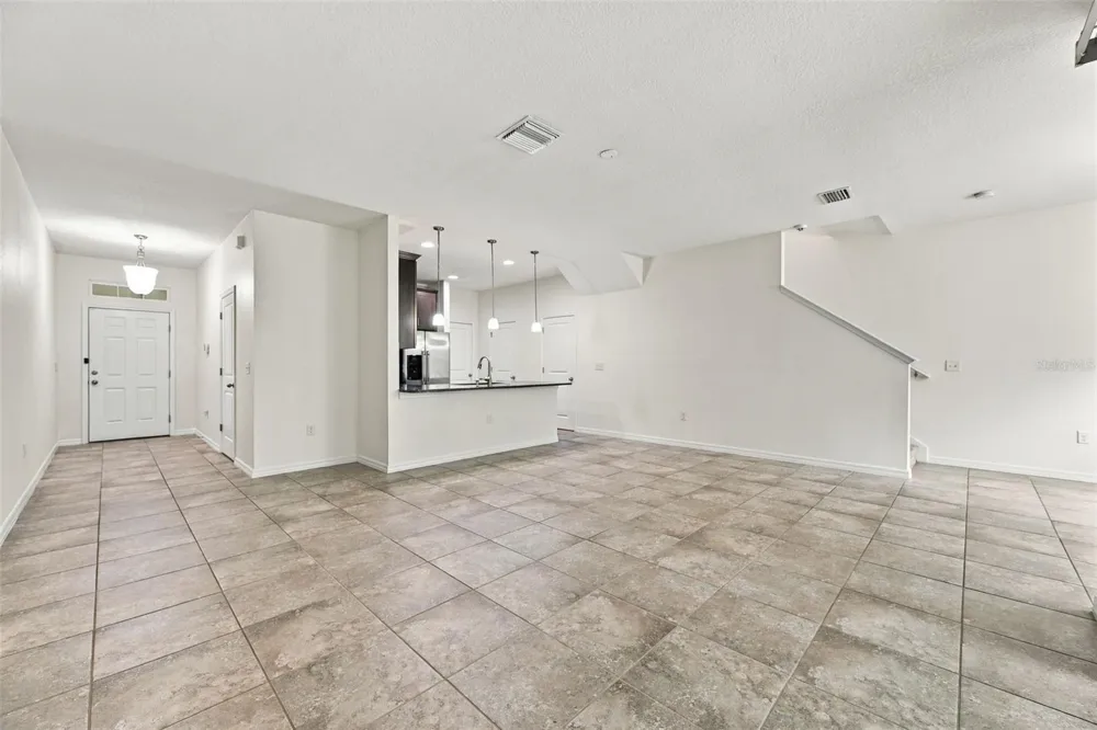 5237 5TH WAY St Petersburg, FL 33703