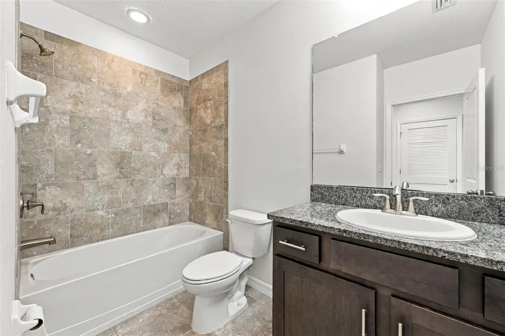 5237 5TH WAY St Petersburg, FL 33703