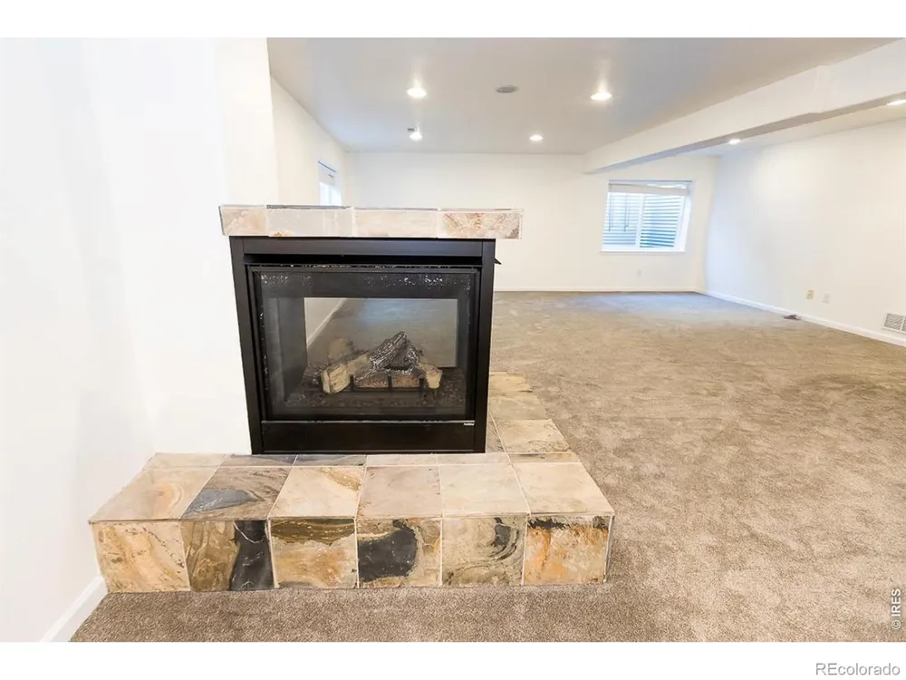4902 29th Street #15c Greeley, CO 80634