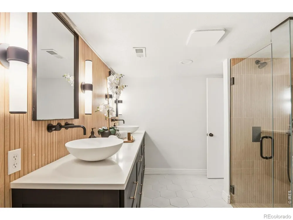649 S Ogden Street Denver, CO 80209