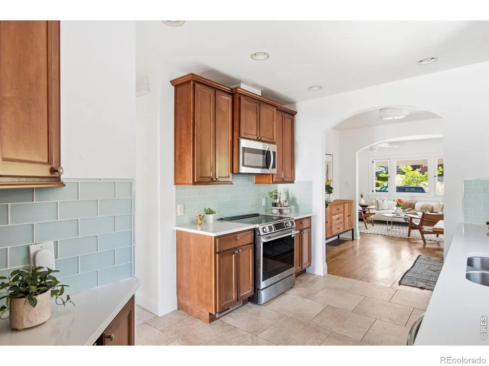 649 S Ogden Street Denver, CO 80209