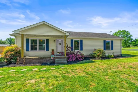 3922 Armstrong Rd