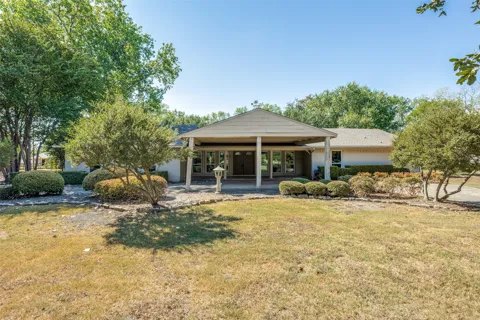 6804 Poco Drive