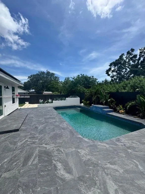 3415 55th Dr E Bradenton, FL 34203