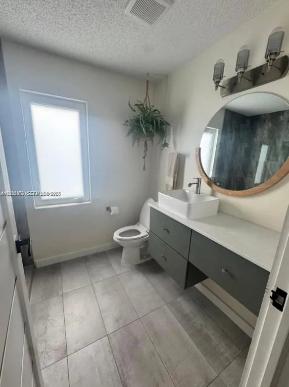 3415 55th Dr E Bradenton, FL 34203