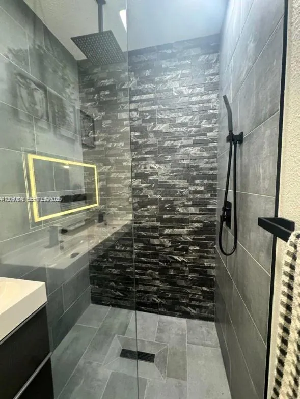 3415 55th Dr E Bradenton, FL 34203