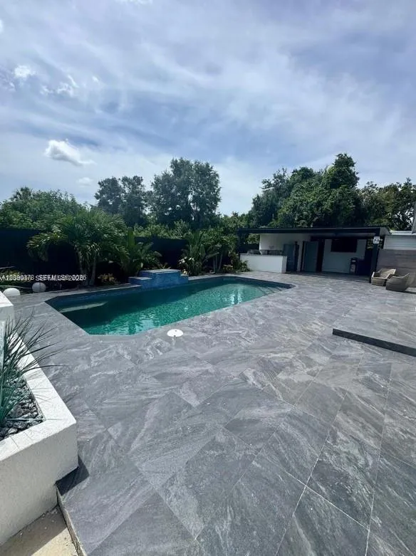3415 55th Dr E Bradenton, FL 34203