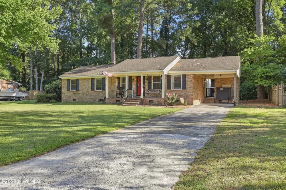 202 Lindenwood Drive Greenville, NC 27834