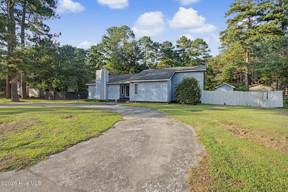 21761 W Bundy Street Wagram, NC 28396