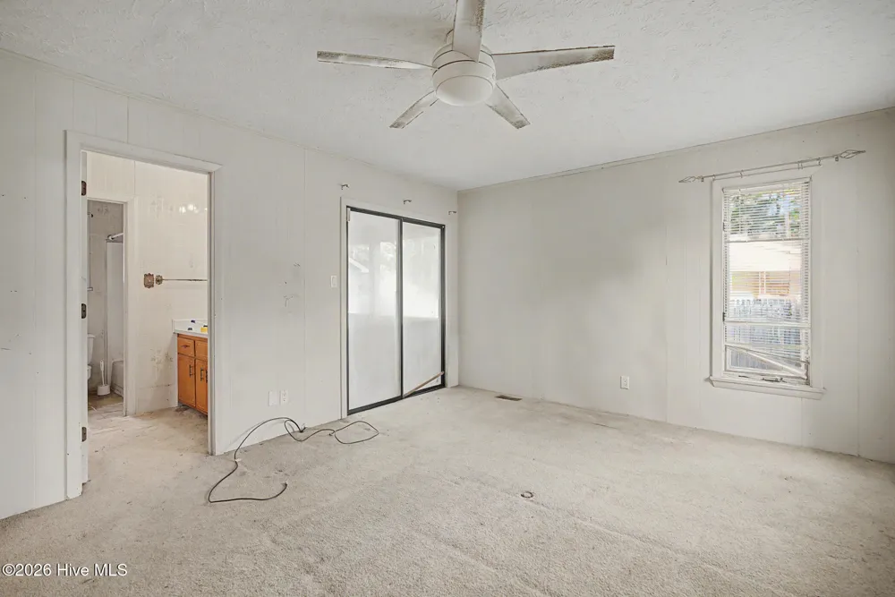 21761 W Bundy Street Wagram, NC 28396