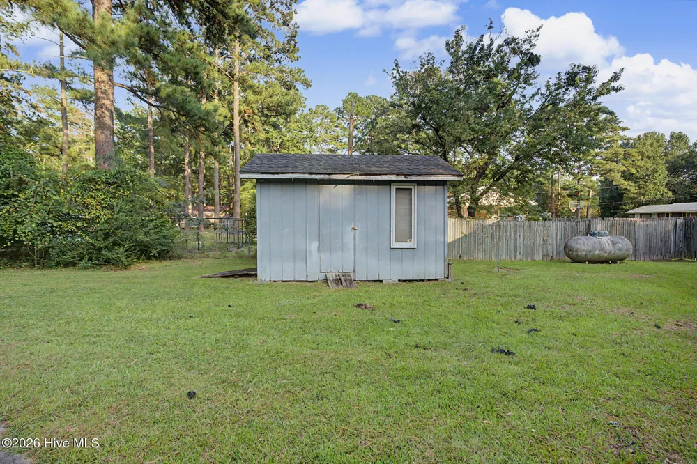 21761 W Bundy Street Wagram, NC 28396