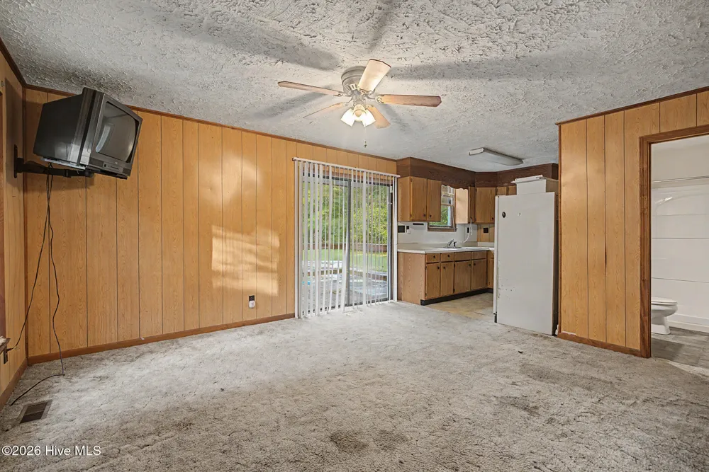 21761 W Bundy Street Wagram, NC 28396