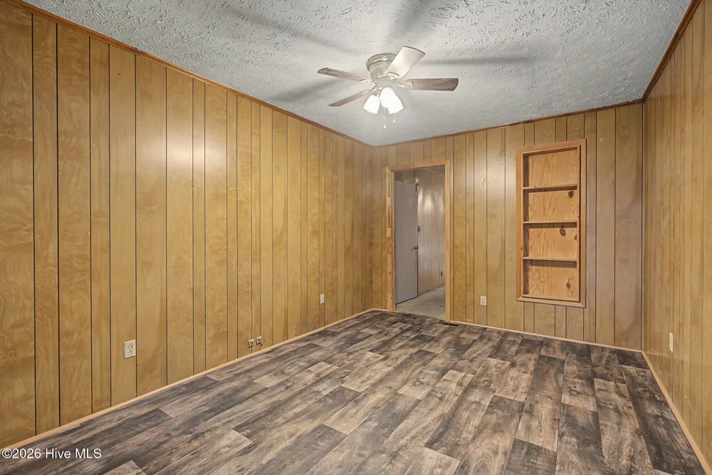 21761 W Bundy Street Wagram, NC 28396