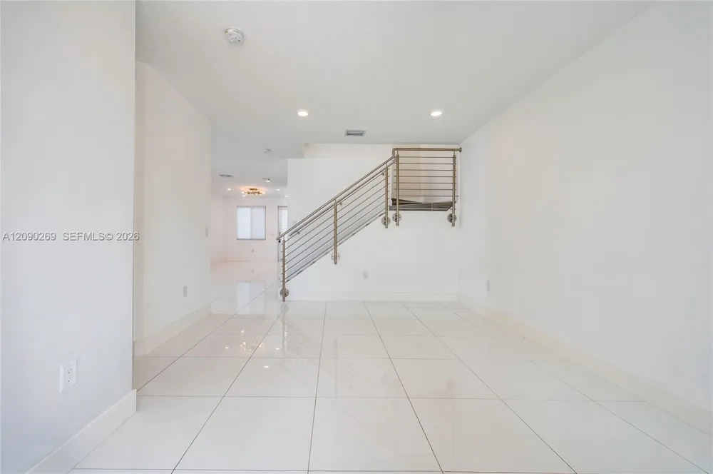 10365 NW 66th St Doral, FL 33178