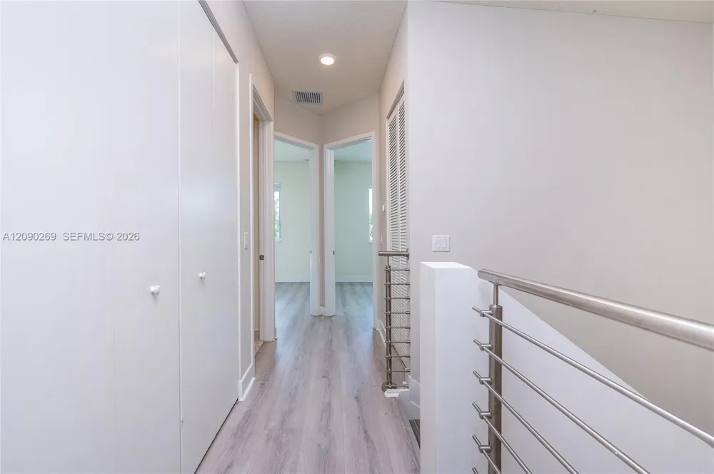 10365 NW 66th St Doral, FL 33178