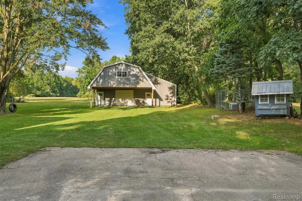 26516 Romine Road Huron Charter Township, MI 48164