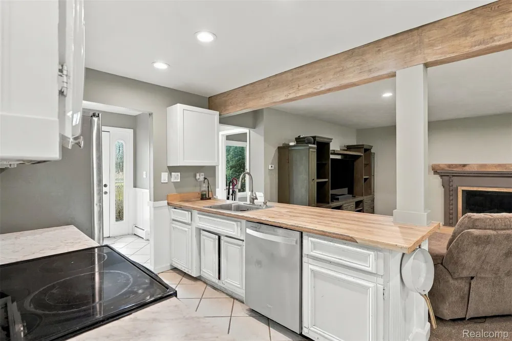 26516 Romine Road Huron Charter Township, MI 48164