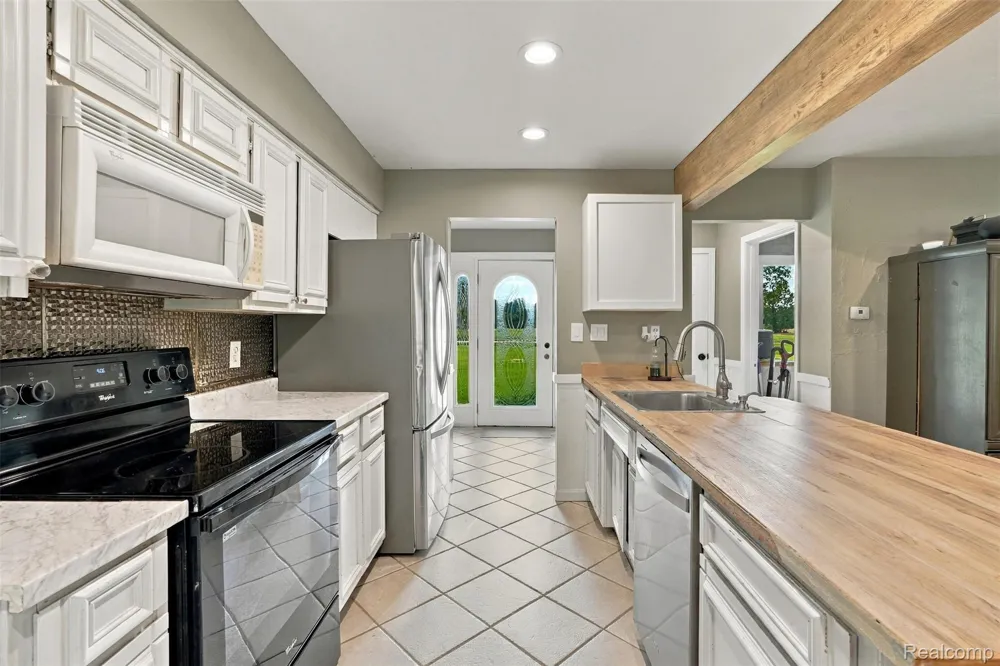 26516 Romine Road Huron Charter Township, MI 48164