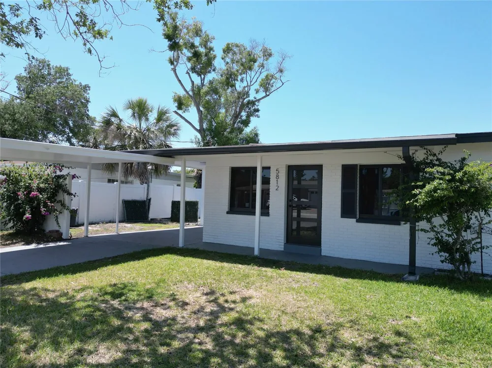 5812 LIVERPOOL DRIVE Tampa, FL 33615