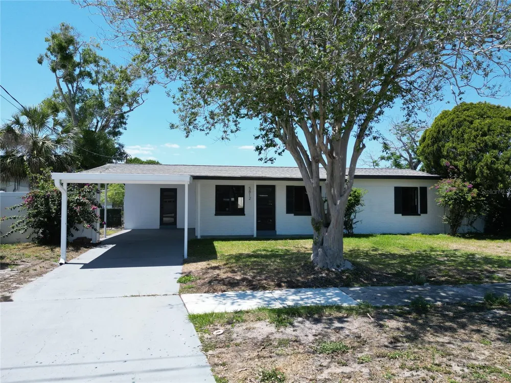 5812 LIVERPOOL DRIVE Tampa, FL 33615