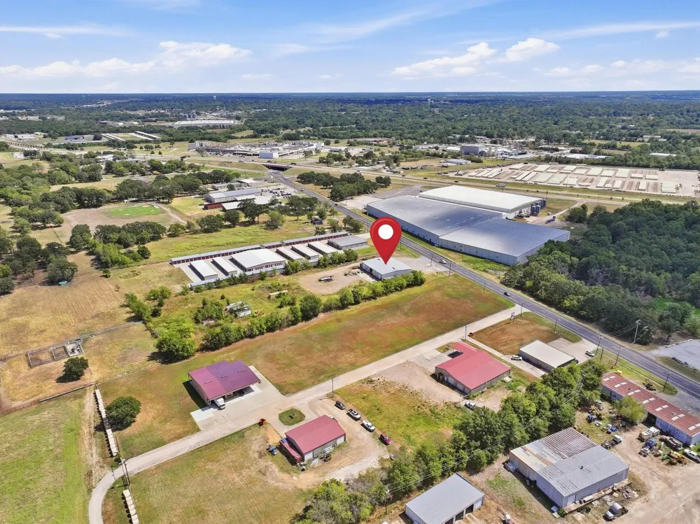 2460 Farm Road 79 Paris, TX 75460