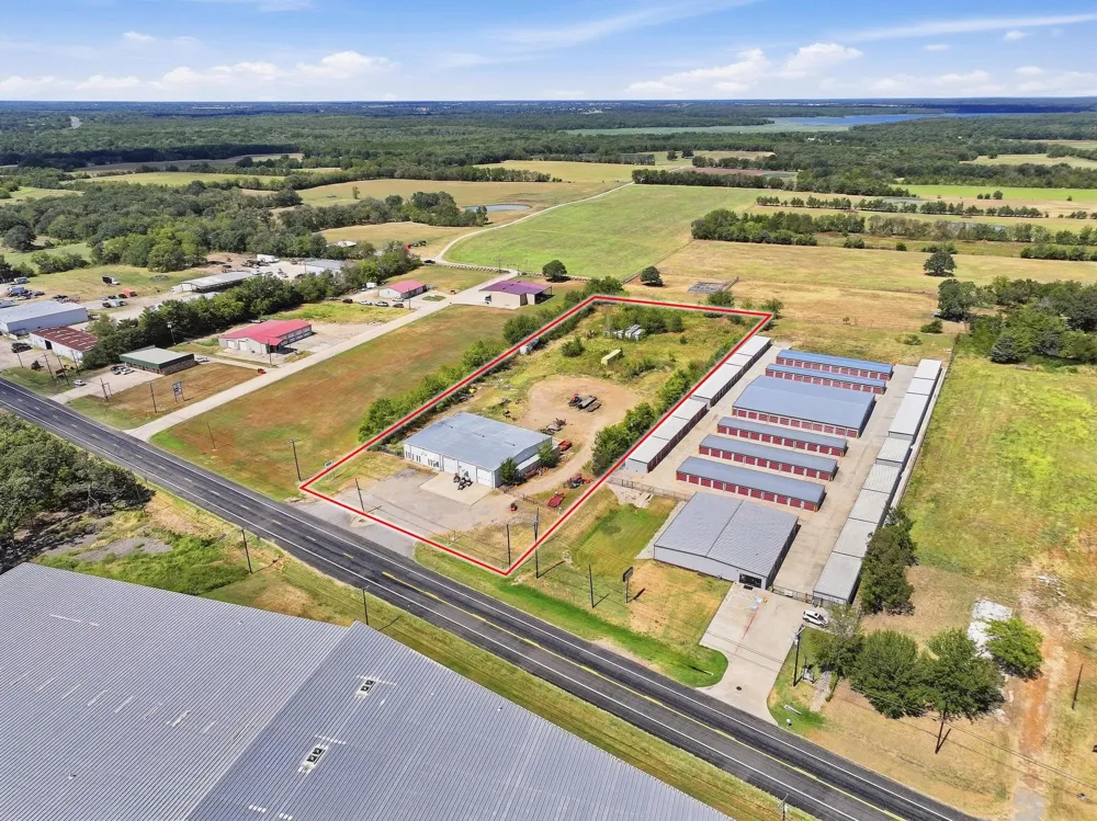 2460 Farm Road 79 Paris, TX 75460
