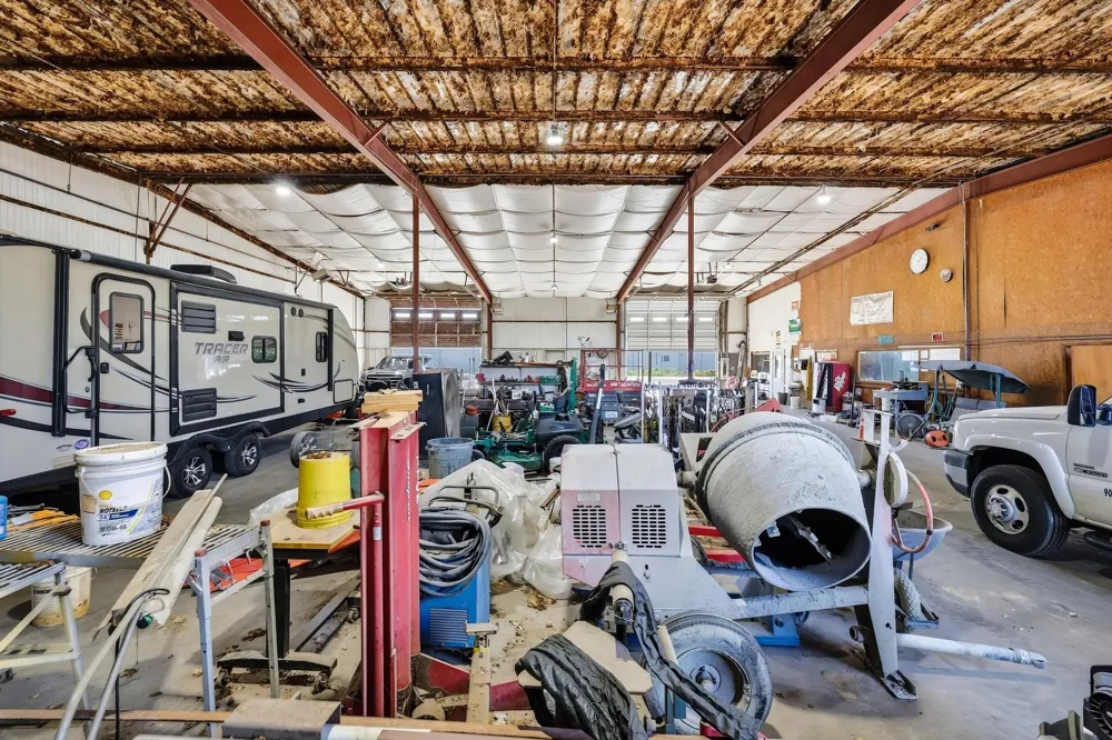 2460 Farm Road 79 Paris, TX 75460