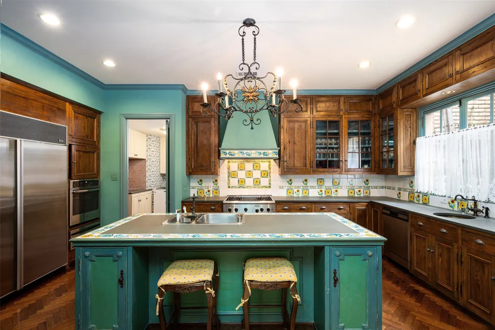 5826 Farquhar Lane Dallas, TX 75209